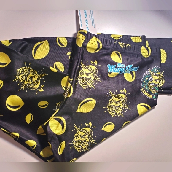 NWT Miss Mary Jane Leggings Size Medium - Picture 1 of 9